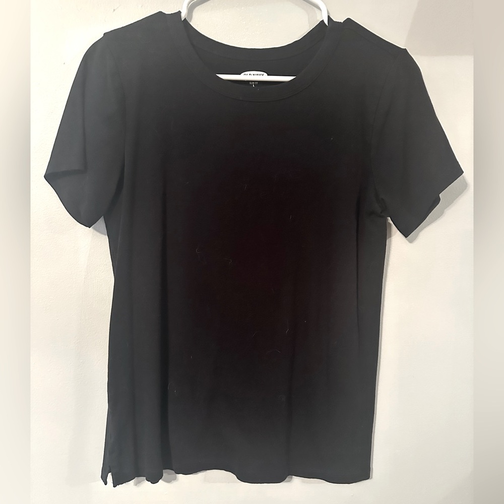 ▪️ Old Navy Slim Fit Tee ▪️